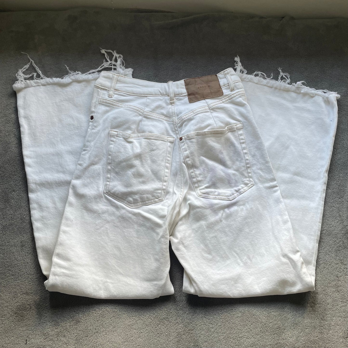 H&M white jeans