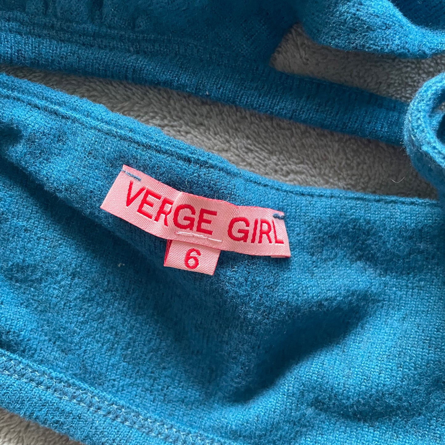 Verge girl tie up tank top