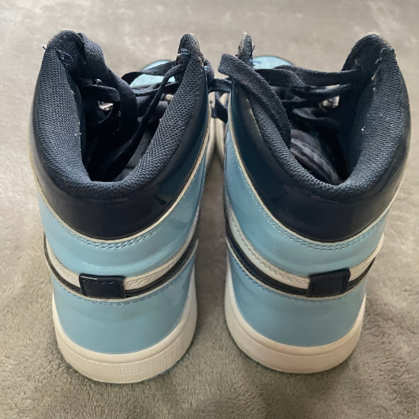 Air Jordan 1 UNC Patent