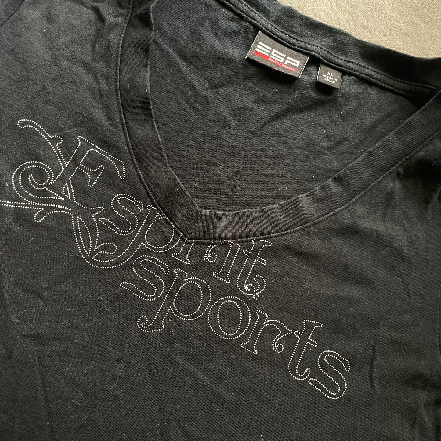 Esprit sports v neck tee