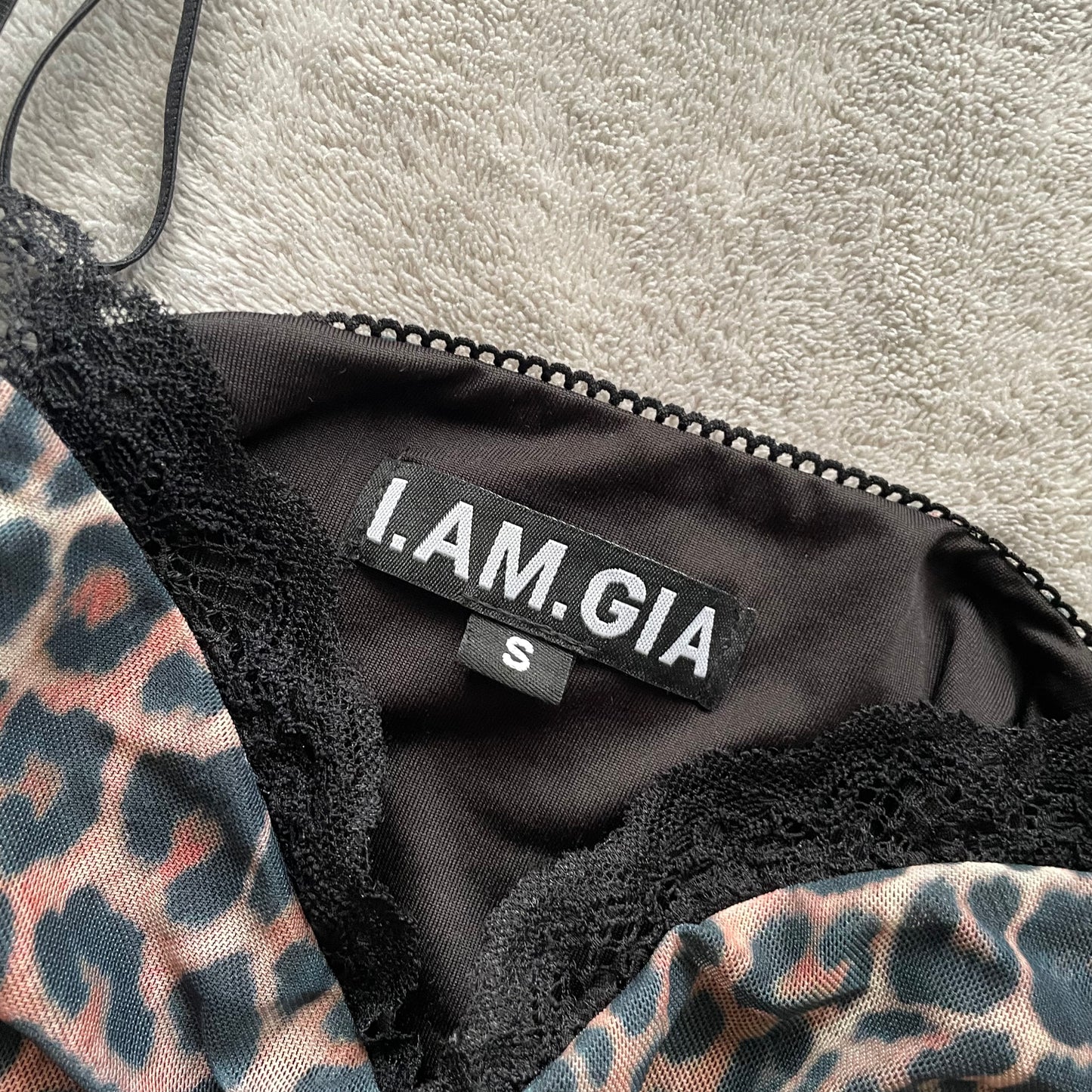 Iamgia cami top