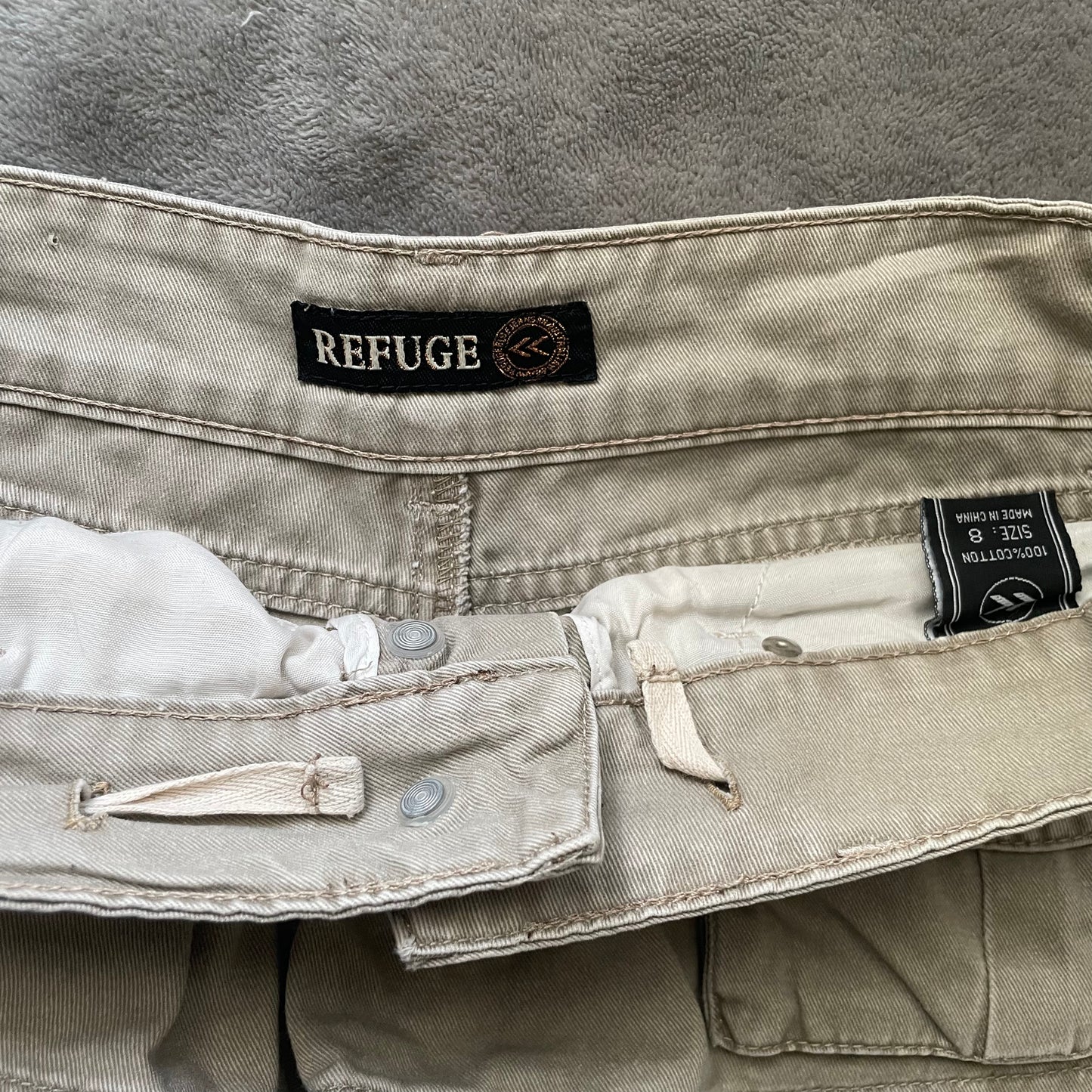 Refuge mini cargo short with adjustable waist